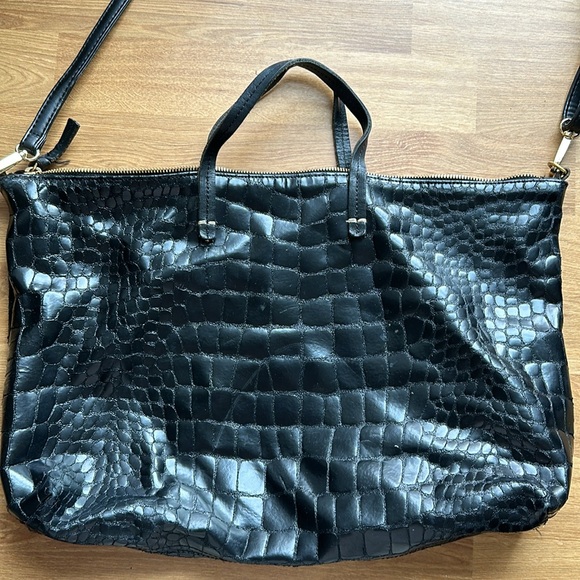 Clare Vivier medium black crocodile crossbody bag with multicolor stripe - Picture 2 of 4